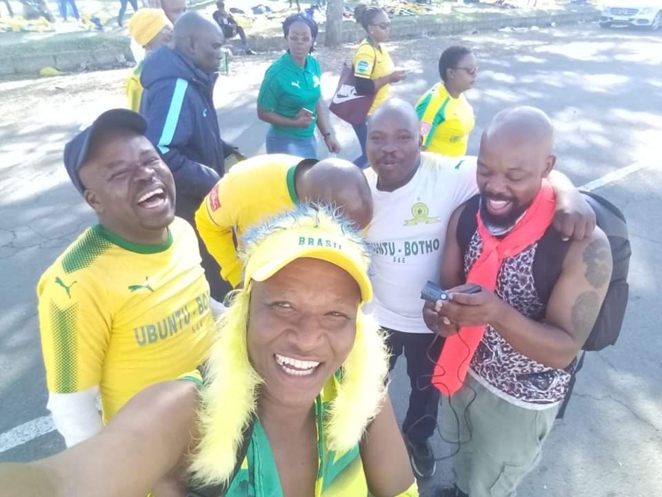 officialsbv's tweet photo. Today  @Masandawana let's celebrate Jôsi 14🙌🏿🙌🏿 Happy birthday Sandawana, let's create more memories ko Sghupung 👆🏿👆🏿 #12timesChampion #KBY #HappyBirthdaySKY https://t.co/zfWxBml61Y