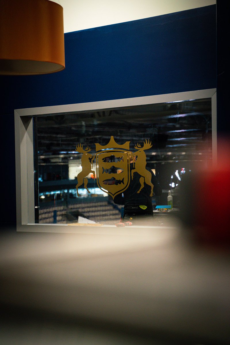VLHlive's tweet photo. Här händer det grejer… 👀🛠
Missa inte hemmapremiären den 24 september 🔥

🎟 https://t.co/hkhXYWbRat
🍴 https://t.co/Gia9dA4oX5

#vaxjolakers #shl #hockey #vaxjo #vidaarena https://t.co/MIioRNLk3g