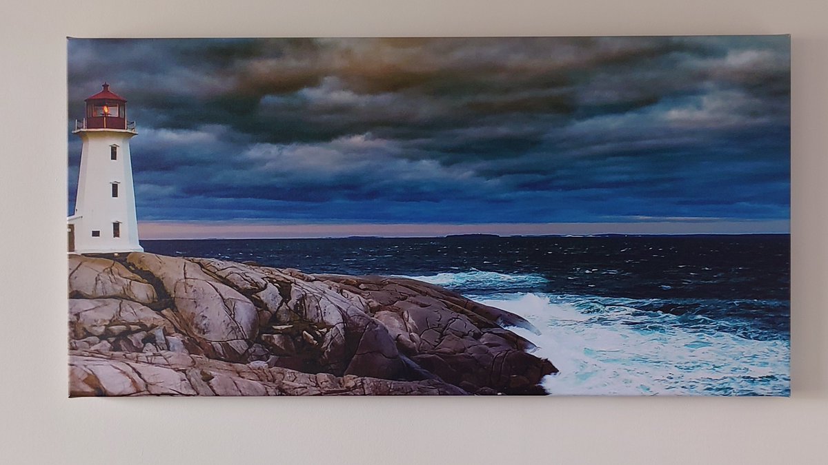 ryanjbester's tweet photo. @mini_bubbly This photo was taken in October 2018 when my partner and I visited Peggy's Cove for the first time. 

We loved it so much, we had it printed on canvas and it now hangs in our living room. https://t.co/oSWGH4HyXA