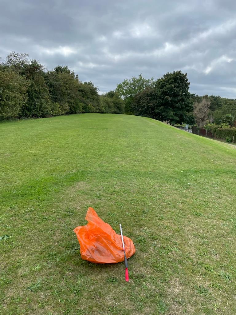 Not happy today 😡 We leave extra sacks, we pick up litter and someone can’t be bothered to take it home or put it in a bin. Spare a thought for those who do pick it up. You probably won’t 😡 <a href="/KeepBritainTidy/">Keep Britain Tidy</a> <a href="/sthelenscouncil/">St Helens Borough Council</a> <a href="/merseyforest/">The Mersey Forest</a> #freeofcharge