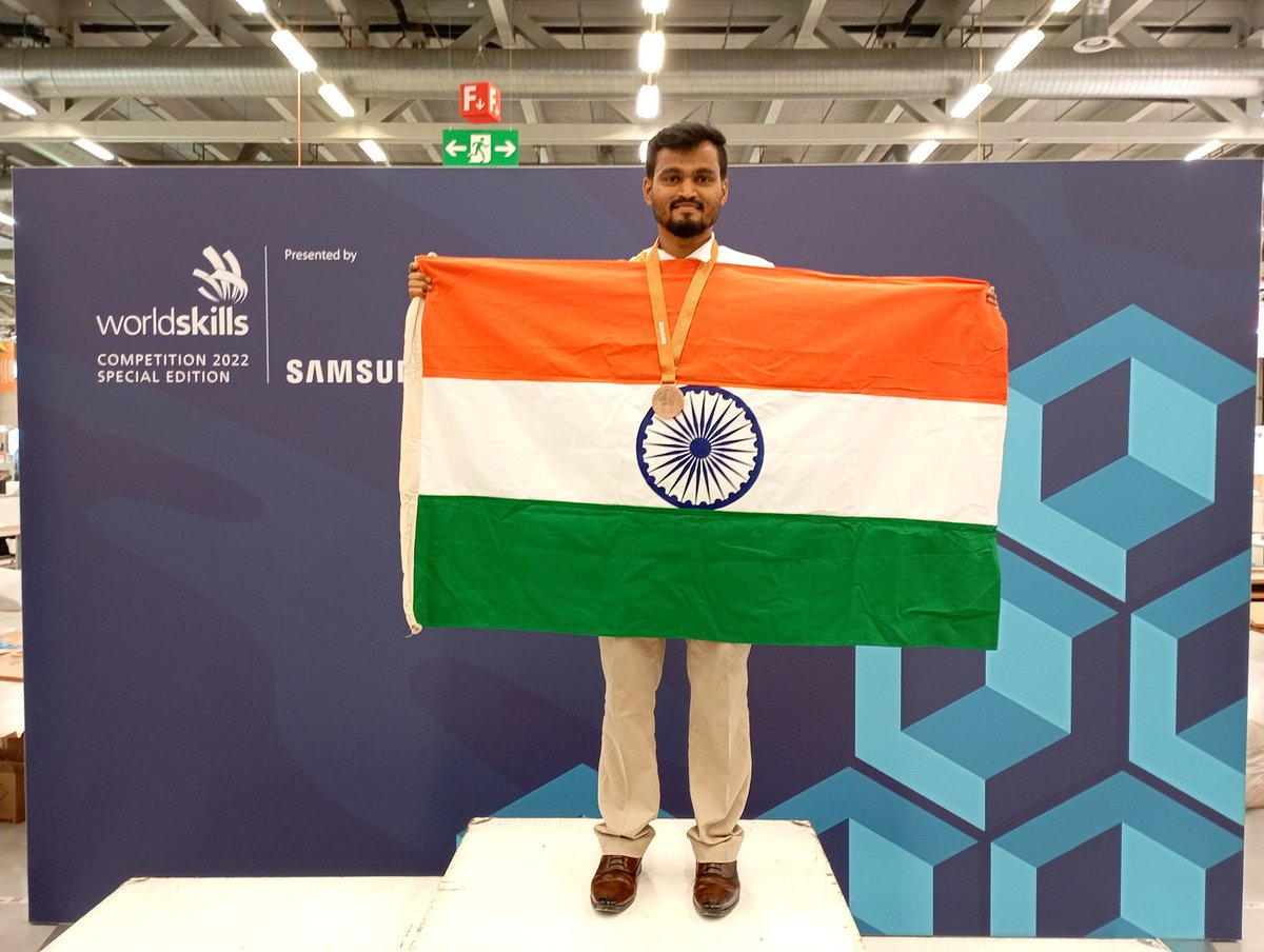 vikramkirloskar's tweet photo. Congratulations to Likith Kumar on winning a Bronze in 'Prototype Modelling' at the #WorldSkills2022. I wish him the very best for the future.  @MSDESkillIndia @SkillsASDC @WorldSkills (1/2) https://t.co/Gzd44NO4xI