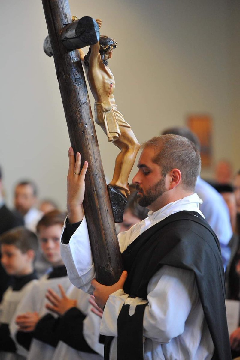 Sachinettiyil's tweet photo. Happy Feast of the Exaltation of the Holy Cross. https://t.co/8XiIYwRT9G