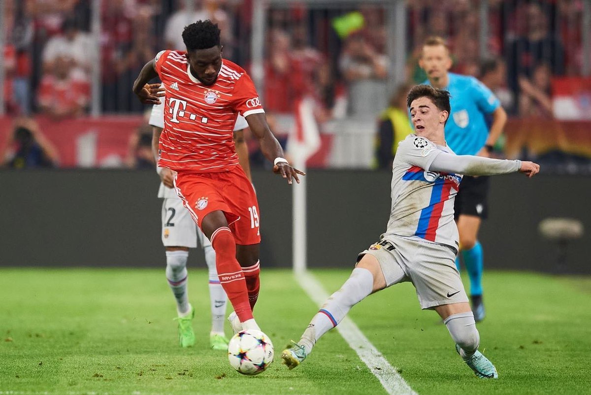 AlphonsoDavies's tweet photo. Big team performance on a special champions league night 🙏🏾 #AD19⚡️ https://t.co/hHlHbVAF2D