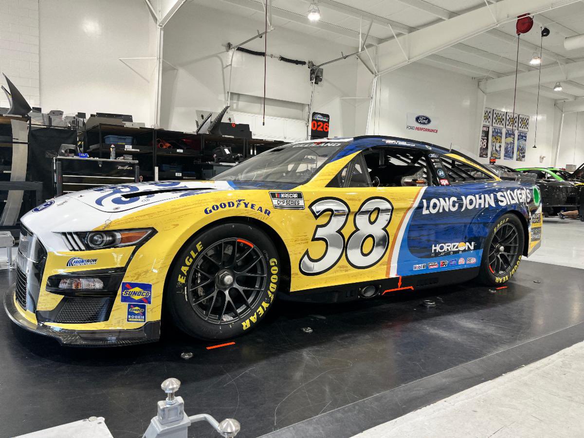 Scheme Reveal: Long John Silver’s will be the primary sponsor on Todd Gilliland’s No.38 Ford Mustang at Bristol Motor Speedway. PC: Front Row Motorsports https://t.co/N9T63vjGZo