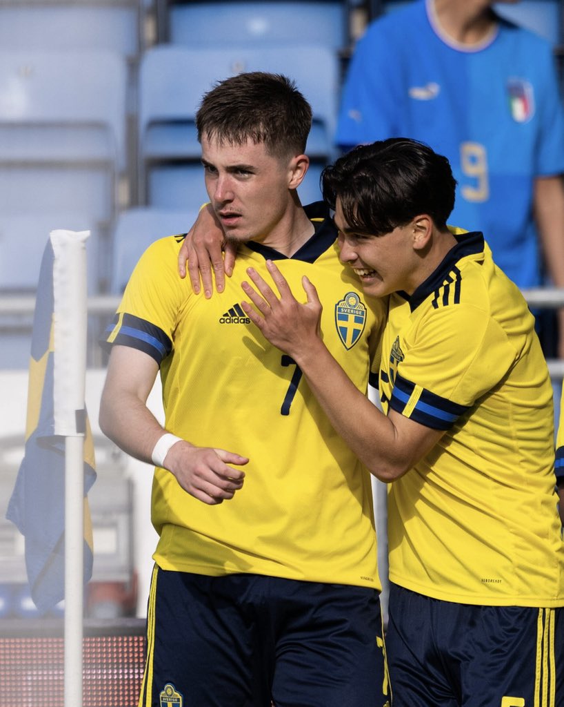 Grattis, Patrik! 😁

🇸🇪 First call-up for Wålemark. 

𝐖𝐞𝐥𝐥 𝐝𝐞𝐬𝐞𝐫𝐯𝐞𝐝. 👊