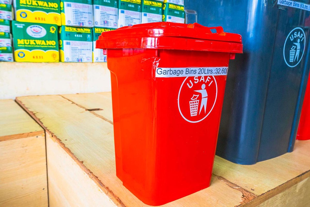 mukwano_ind's tweet photo. Proper waste disposal is crucial for homes, communities, and the environment. Get Mukwano Plastic Dustbins that come in sizes of 20L, 80L,120L, 240L &amp; 360L. Visit the Mukwano factory outlet (Old UMA conference centre) - Jinja road. Call our outlet service line: +256393241822 https://t.co/Uv9lBOWfzL