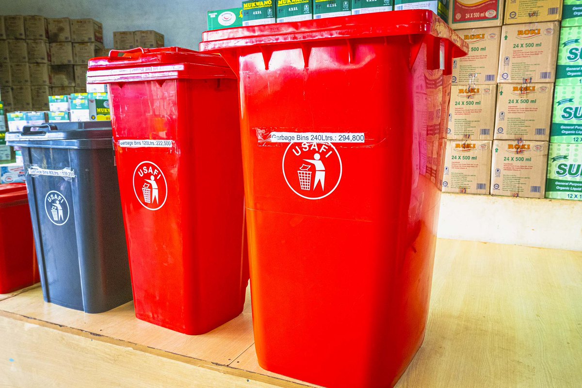 mukwano_ind's tweet photo. Proper waste disposal is crucial for homes, communities, and the environment. Get Mukwano Plastic Dustbins that come in sizes of 20L, 80L,120L, 240L &amp; 360L. Visit the Mukwano factory outlet (Old UMA conference centre) - Jinja road. Call our outlet service line: +256393241822 https://t.co/Uv9lBOWfzL