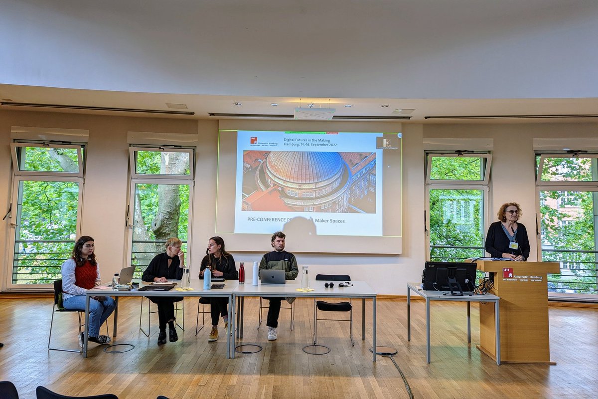 So excited that the pre-conference workshops at #digitalfutures2022 get started. And Hamburg is so green this afternoon!