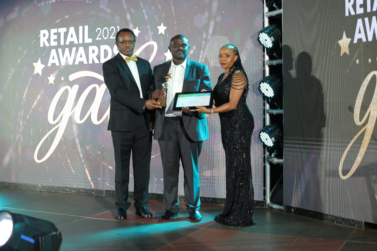 vivoenergykenya's tweet photo. @PaulBiego @AngelaMunyua @lynnwanjiruk @H3Thomas @mboyar4 @JoanneN1 @BernardNdong Congratulations Mr.Paul Biego of Wareng Service Station for also winning Gold Retailer of the Year 2021.He also won a trip for 2 to Cape town amongst other prizes. #PeopleMakeTheDifferenceReal https://t.co/sIMflAIhIg
