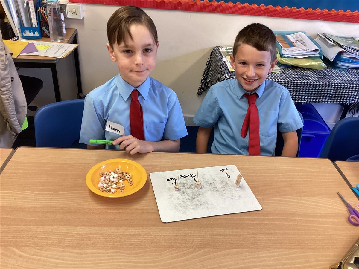 LingfieldPrep's tweet photo. Year 4 have been building edible abacuses in their #mathslesson ! Looks delicious! #stemlearning #year4 https://t.co/83KQVAQv9H