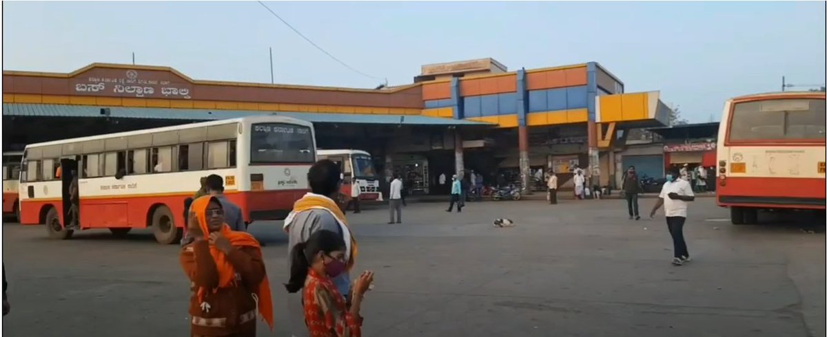 sindur_laxmana's tweet photo. Karnataka has actually given a tight slap to Maharashtra by building such wonderful infra in border towns like Bhalki. MH claimed Bhalki town even though it had 48% Kannada and 37% Marathi in 1951 and as per 2011 census Kannada is more than double of that Marathi population! https://t.co/11nBPlj118