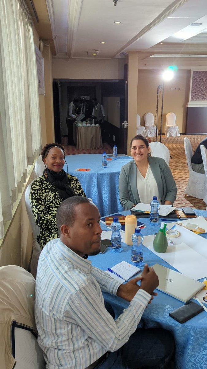 StoehrAriane's tweet photo. How can we amplify voices from #Borderlands civil society organizations? Fruitful discussions and brainstorming with #CSO from #Ethiopia #Kenya #SouthSudan  #Uganda organized by #AUBorderProgramme @AUC_PAPS &amp; @LPI_voices https://t.co/bCar4hP28B