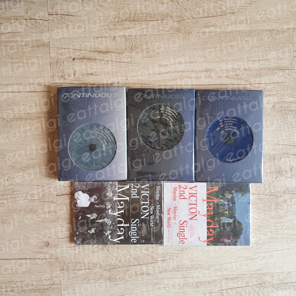 eattalgi's tweet photo. [PLEASE HELP RT]

dear my fellow Alice,
i dont have any freebies, tapi di kpopland nanti kalo ada yang mau album2 ini boleh hit me up yah! untuk waktu dan tempatnya nanti aku infoin lagi, see u💙💛  

#KPOPLAND 
#KPOPLAND2022 
#KPOPLANDinJakarta 
#VICTON #빅톤 @VICTON1109 https://t.co/Gzkp9c44cn