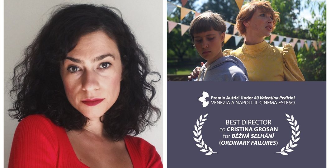 Tomckat's tweet photo. Regizoarea arădeancă Cristina Groșan, distinsă cu premiul „Cea mai bună regie – sub 40 ani” la Festivalul de Film de la Veneția  https://t.co/CbHha4IMcj https://t.co/SSMaOBxpXe