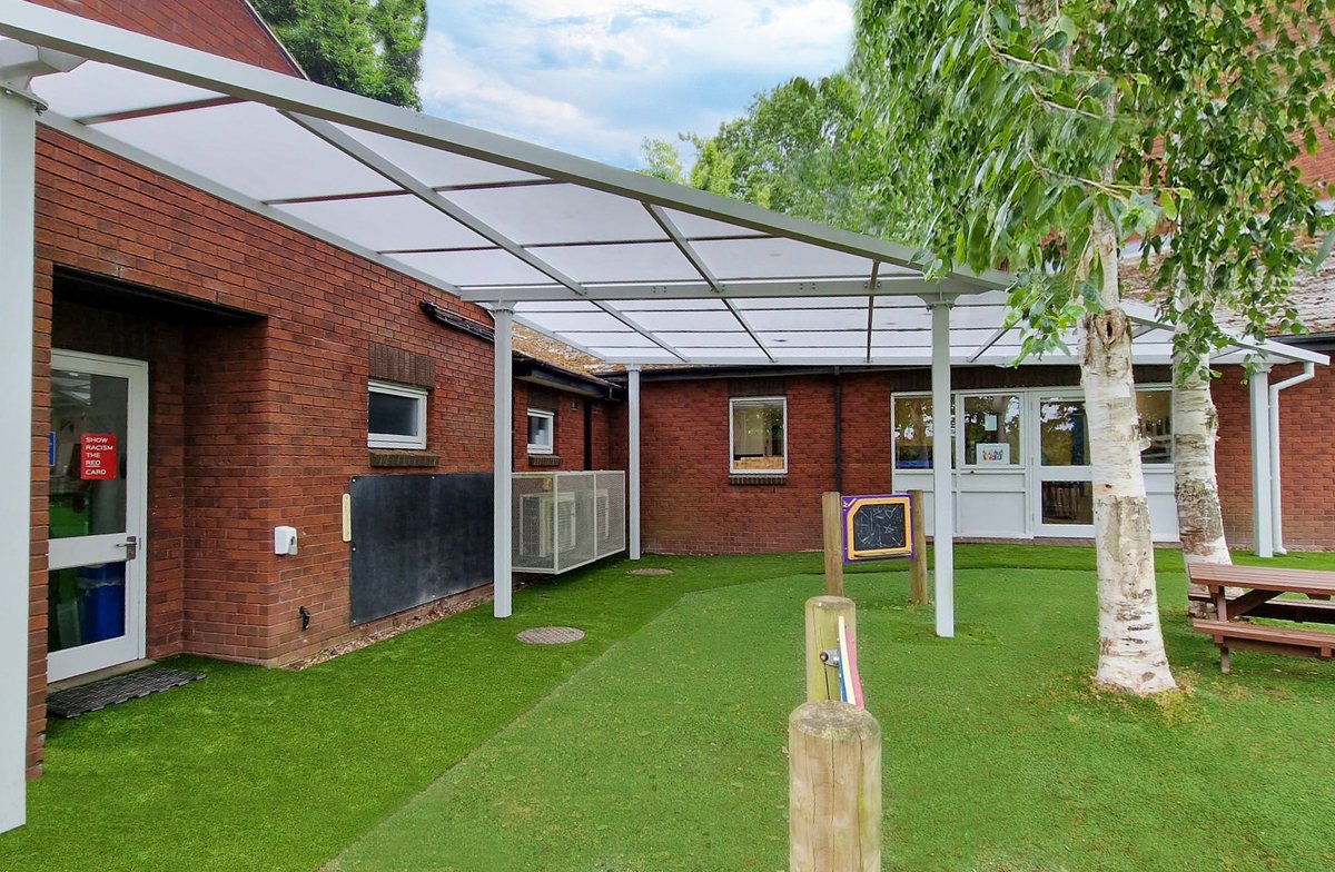 streetspaceUK's tweet photo. Following the recent installation at ACS International School Egham; Scott Beavers, Senior Facilities Manager for the ACS International Schools Group had these kind words to say:

#canopy #schoolcanopy #externallearning #testimonial #educationcanopy https://t.co/cxMmgM1ugJ