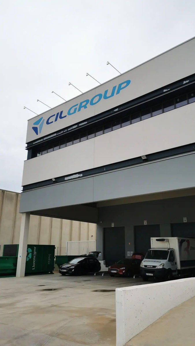 cil_logistica's tweet photo. 🌧️ ¿Previsión de lluvia?
✅ En Lliçà no hay problema, tenemos muelles cubiertos.
https://t.co/V4nSNuAPDu
#logistica #cilgroup #logistics https://t.co/96ayAjuAgB