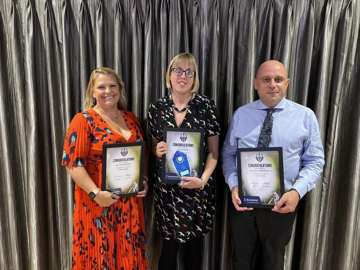 NorfolkCricket's tweet photo. ‼️ NCB Grassroots Cricket Awards ‼️

2022 Safe Hands - An individual that has gone above and beyond to create a positive environment for young people to enjoy the game.

🥇 Helena Last (HTV CC)
🥈 Gary Saunders (Aylsham St Giles)
🥈 Karan Taylor (Rocklands)

#GrassrootsAwards https://t.co/Wo68DoJyY7