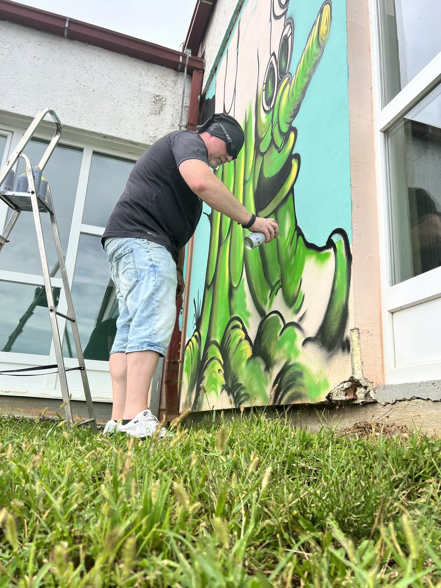 petor76's tweet photo. Eindelijk an de slag. @OttoOttograph @wallsandskin #kash #ivesone #heez #ottograph #graffiti #graffitiart https://t.co/NyeFgirg5v