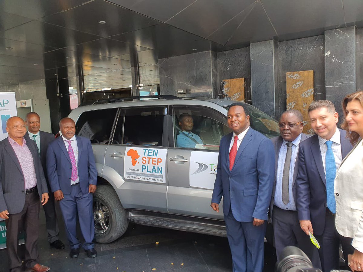 iRAPSavingLives's tweet photo. Marking the prestigious launch of #TanRAP, a survey vehicle is released to undertake #RoadSafety assessments on 1,000km of #Tanzania roads this year. The findings supported by @fredroadsafety &amp; local partners will inform life-saving #investment in safer roads. @TanzaniaRap https://t.co/rQgyp3Rb4j