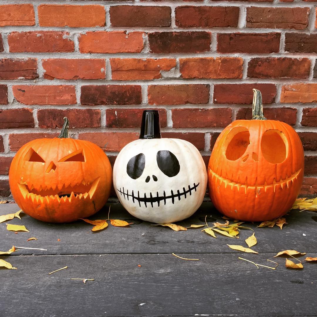 JulieSebio1's tweet photo. 🦇 C'est bientôt #Halloween et qui dit #Halloween dit #maquillage ! 🔥 Et quand il est naturel c'est encore mieux ! 🍂 Retrouvez tous les accessoires et éléments indispensables pour un #grimage hallucinant ici @sebio_eshop ! 🍄
https://t.co/vt9BcuXxDs https://t.co/h72bmTYGMR