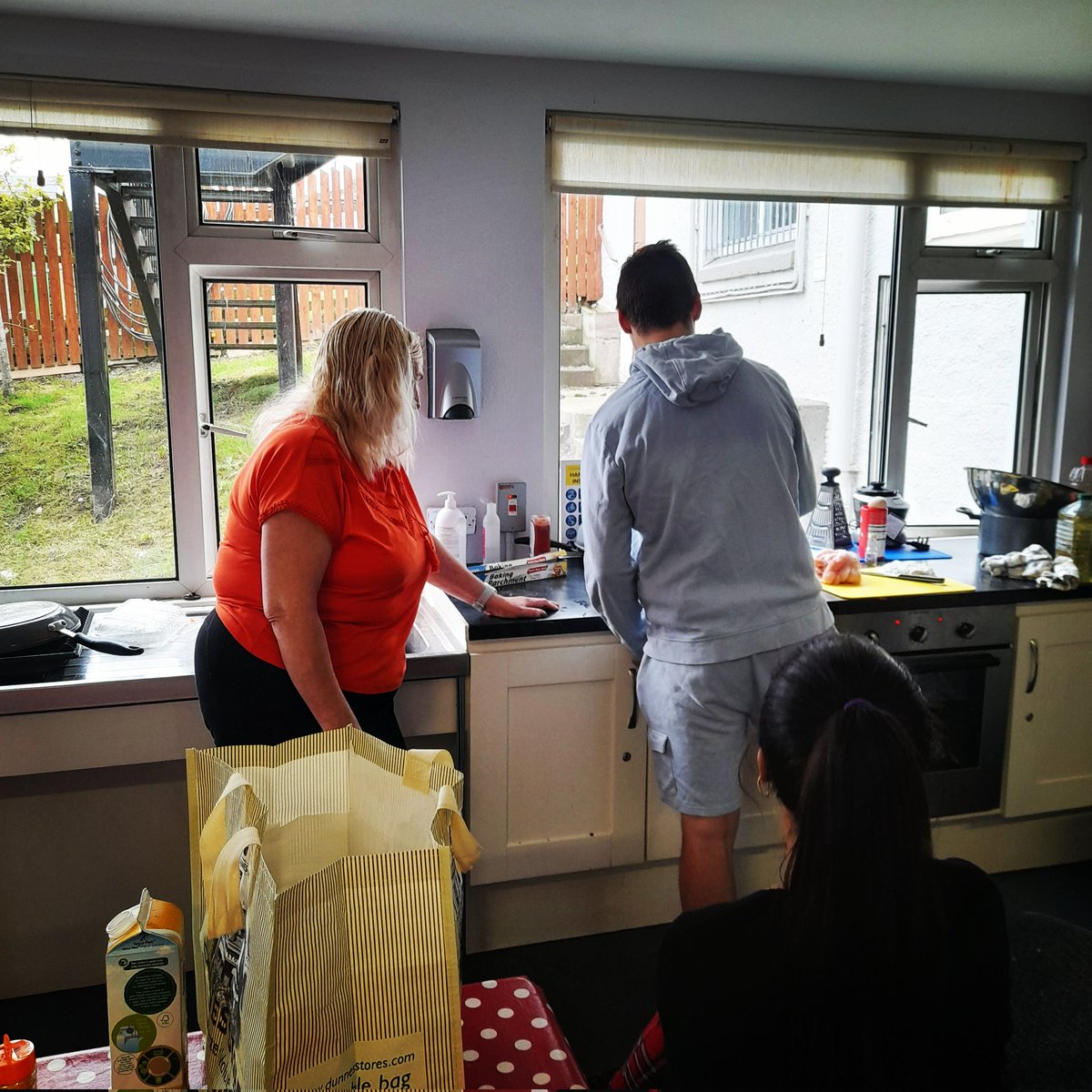 Cork_Foyer's tweet photo. Our weekly cooking Class is back!
Today we made Breast in a Bun 🤤 yum! https://t.co/s8ZHyZ52oy