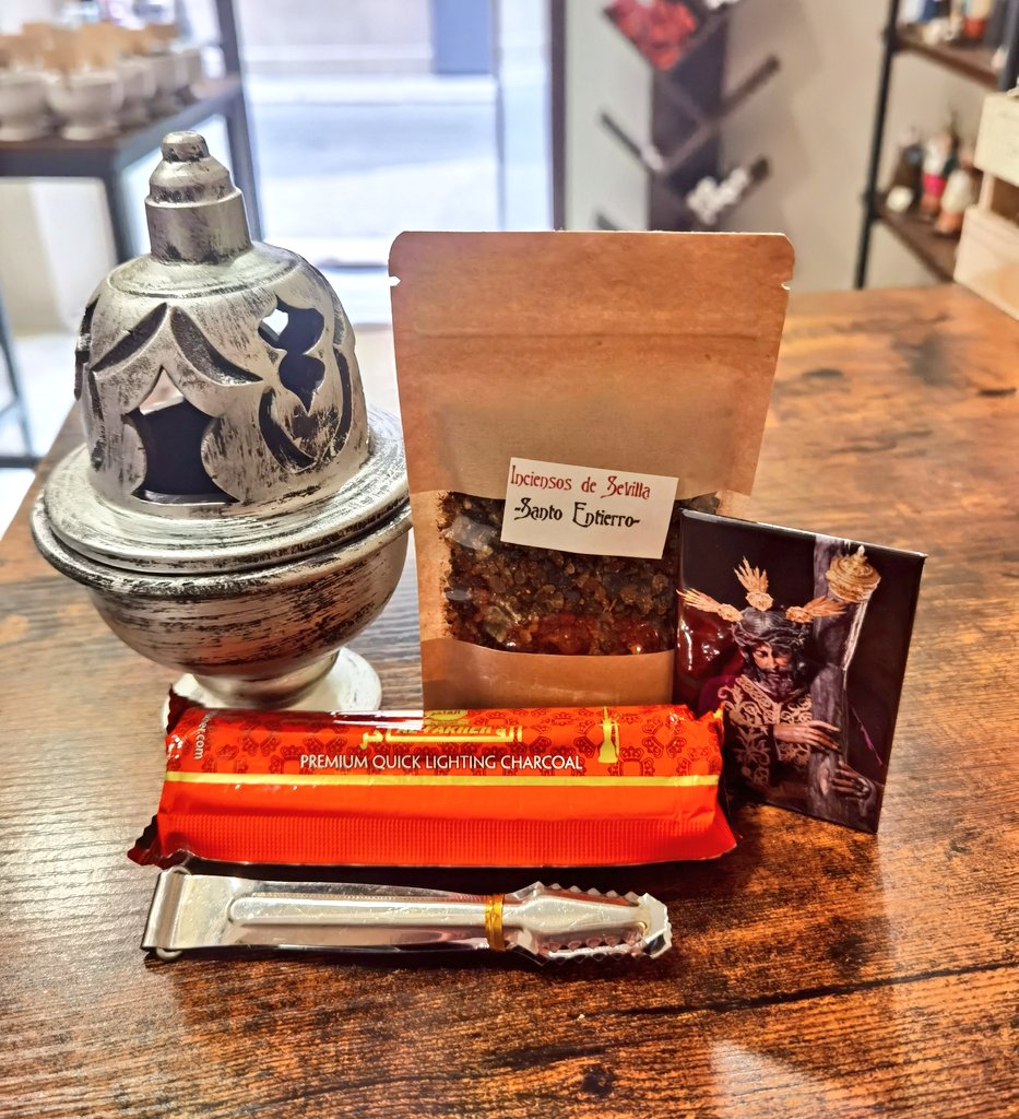 SORTEAZO 2 GANADORES👇
Se sorteará una taza personalizada de TU Hermandad y un lote de Inciensos.
Bases:
1°Sigue a <a href="/cuaresmadesevi/">cuaresmadesevilla</a> y a <a href="/ArcoDelPostigo/">Arco del Postigo</a>
2° Dar RT y FAV al tuit
3°Poner en un comentario de qué Hermandad elegirías la taza.

El sorteo será al azar el día 23/09
SUERTE