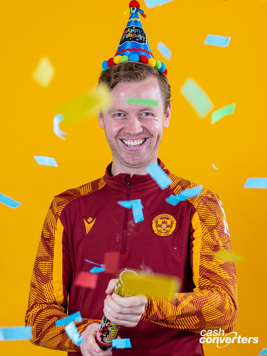 MotherwellFC's tweet photo. Happy birthday to Nathan McGinley 🎉

@mcginley_nathan https://t.co/gpuFecy8MN