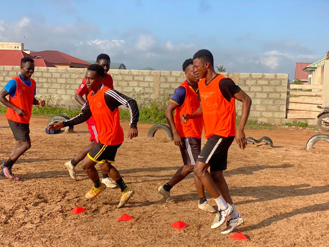 AshaimanFc's tweet photo. Team work begins with building a trust
#WednesdayMotivation 
#TeamCitizen
#AshaimanCity https://t.co/smOe4mOYHK