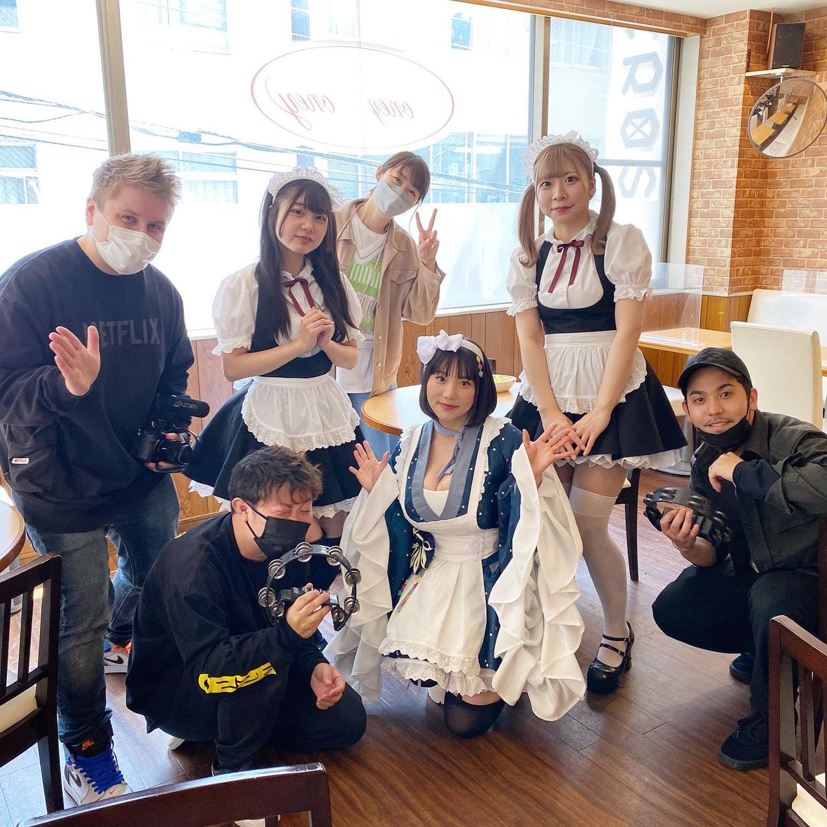 TristanJunker's tweet photo. Behind the scenes photos from our “Electric Town” music video shoot!
MV: >>https://t.co/0mg9anZt2S<<
Taken at our office, amiami, HoneyHoney and Super Potato.
#electrictown #akihabara #akiba
#アキバ #秋葉原 https://t.co/fnGIucV5M7