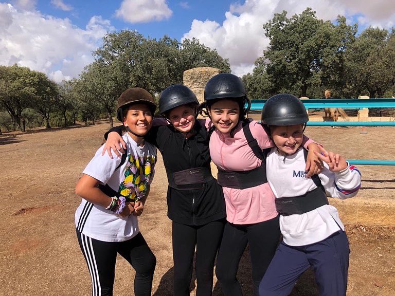 Colegio Virgen de la Almudena tweet media