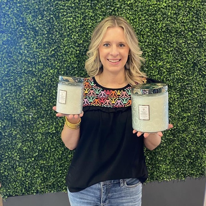 SuburbStyle's tweet photo. Introducing our NEW Giant Voluspa candle jar! It is four times bigger than our classic jar. This is a new must have! 

#shopedenlifestyle #friscotx #friscomoms #boutique #candles #handpoured #boutiqueshopping https://t.co/geoXkLo3Dz https://t.co/6Ayb5Hr10f