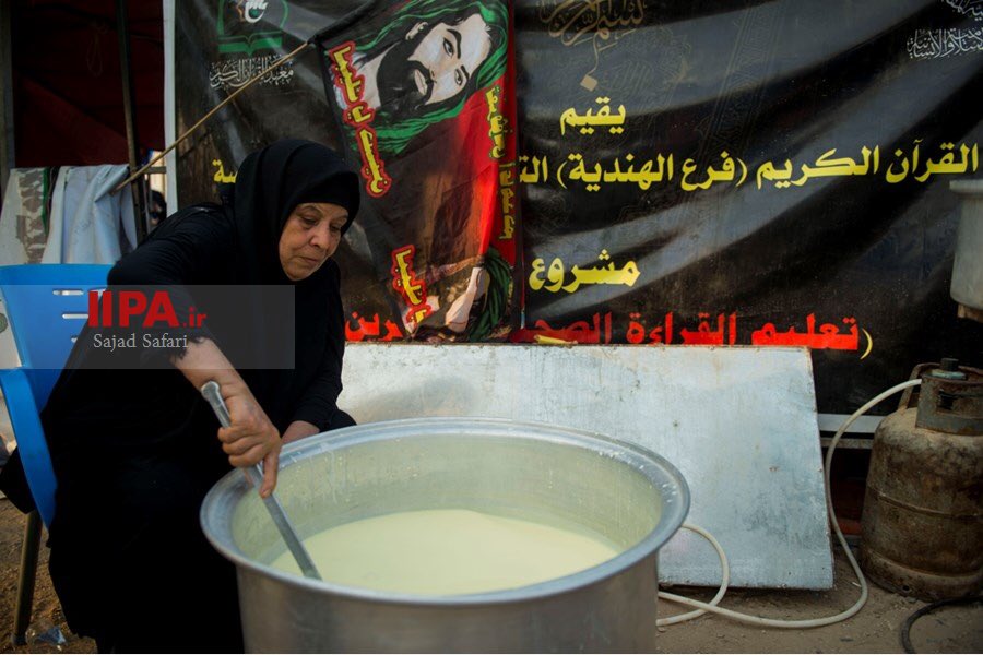 IipaMedia's tweet photo. میزبانی از زائرین اربعین در مسیرهای منتهی به کربلای معلی
عکسهای سجاد صفری / آژانس عکس ایران

https://t.co/XMmf5r5Rau https://t.co/9nsNXmxPma