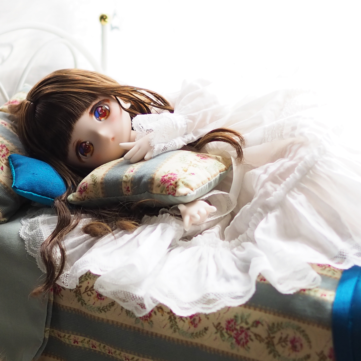 ドール写真メインでUPしてるいんすたもやってますのでドール写真まとめて見たいという方がいらっしゃいましたら覗いて頂けますと幸いです…(*^_^*)(主についったにUPした写真+差分の再掲みたいな感じのアルバム的アカウントです)https://t.co/aChtAQ8HnM 