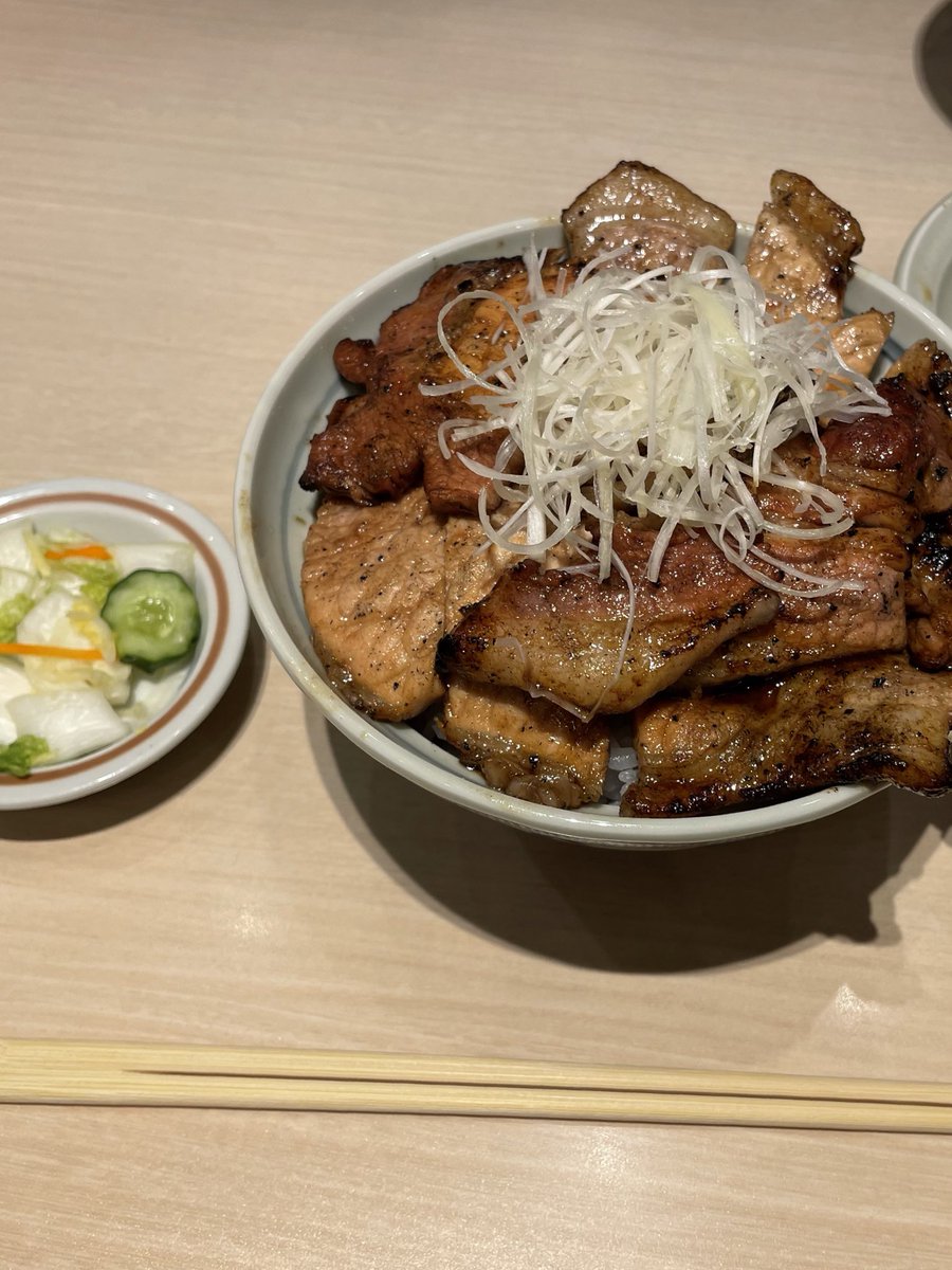 sora7018's tweet photo. インスタしばらくログイン出来なくなりました。

ちなみに十勝豚丼いっぴん https://t.co/HAMxD8l6PK