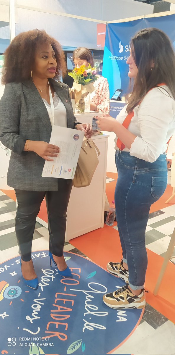 mgarry14's tweet photo. Des échanges très riches ce☀ au salon @PRODURABLE .Avec des entreprises inspirantes et engagées proposant des solutions concrètes de #consommationresponsable; #sobriete pour nos villes et nos #entreprises
🙏 @chausettessolidaires
@YumanaGroup @lekaba @greenly_fr
#Produrable2022 https://t.co/FlHFjn9EMb