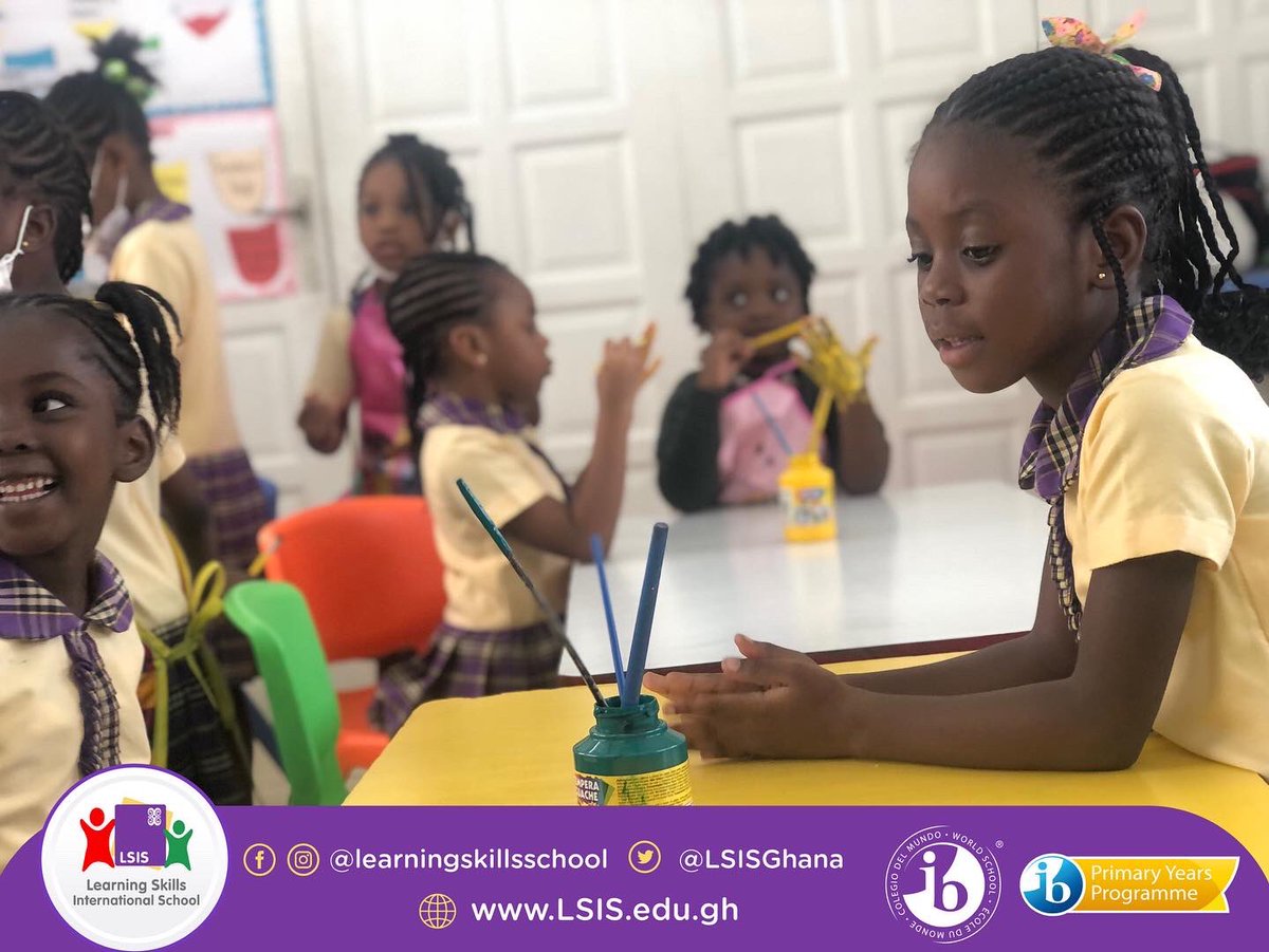 LSISGhana's tweet photo. 🎈Arts day fun day!!! 
KG 2 students making their essential agreements ,trust our teachers to make every learning experience fun!..
#internationalschool #arts #essentialagreements #accraghana #accra https://t.co/XgtC2uy8cM
