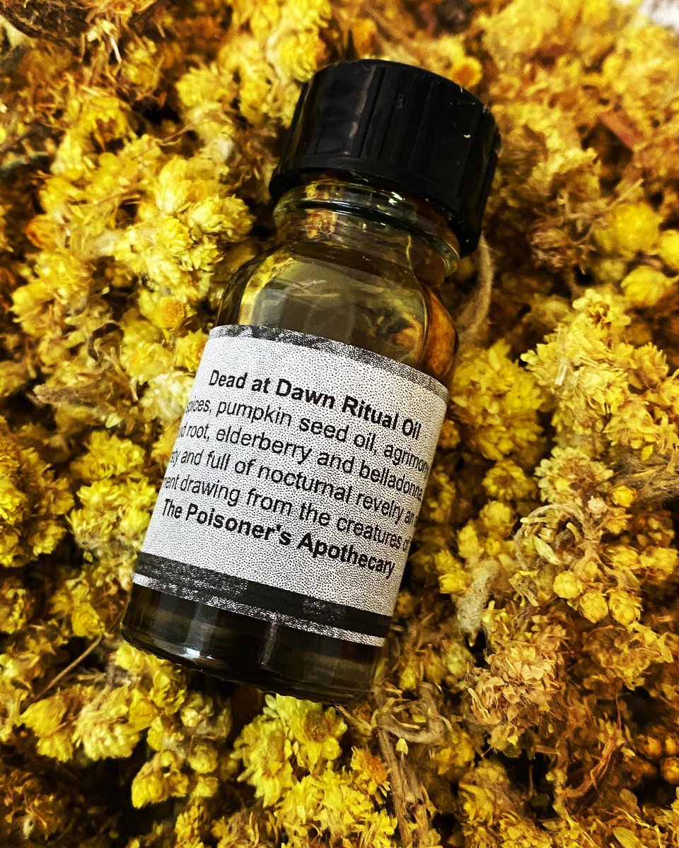 Poisonpath's tweet photo. Dead at Dawn Ritual Oil
Find in Fall Poisoner’s Collection
#poisonpath #poisonmagic #necromancy #veneficium #samhain https://t.co/SpDp1V2Raq
