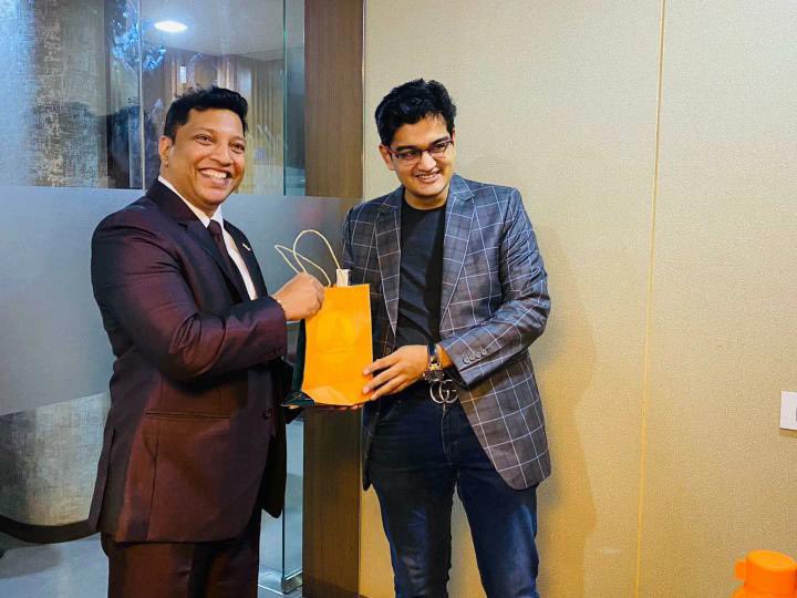 ArthaEnergy's tweet photo. We scheduled a sales training of 4 days with @MihirKoltharkar for our AER Business Development employees to understand a more innovative sales approach, make research more effortless, and understand different &amp; proven sales techniques. 

Mihir Koltharkar's 'I-M-POSSIBLE https://t.co/MNVjMMiXtr