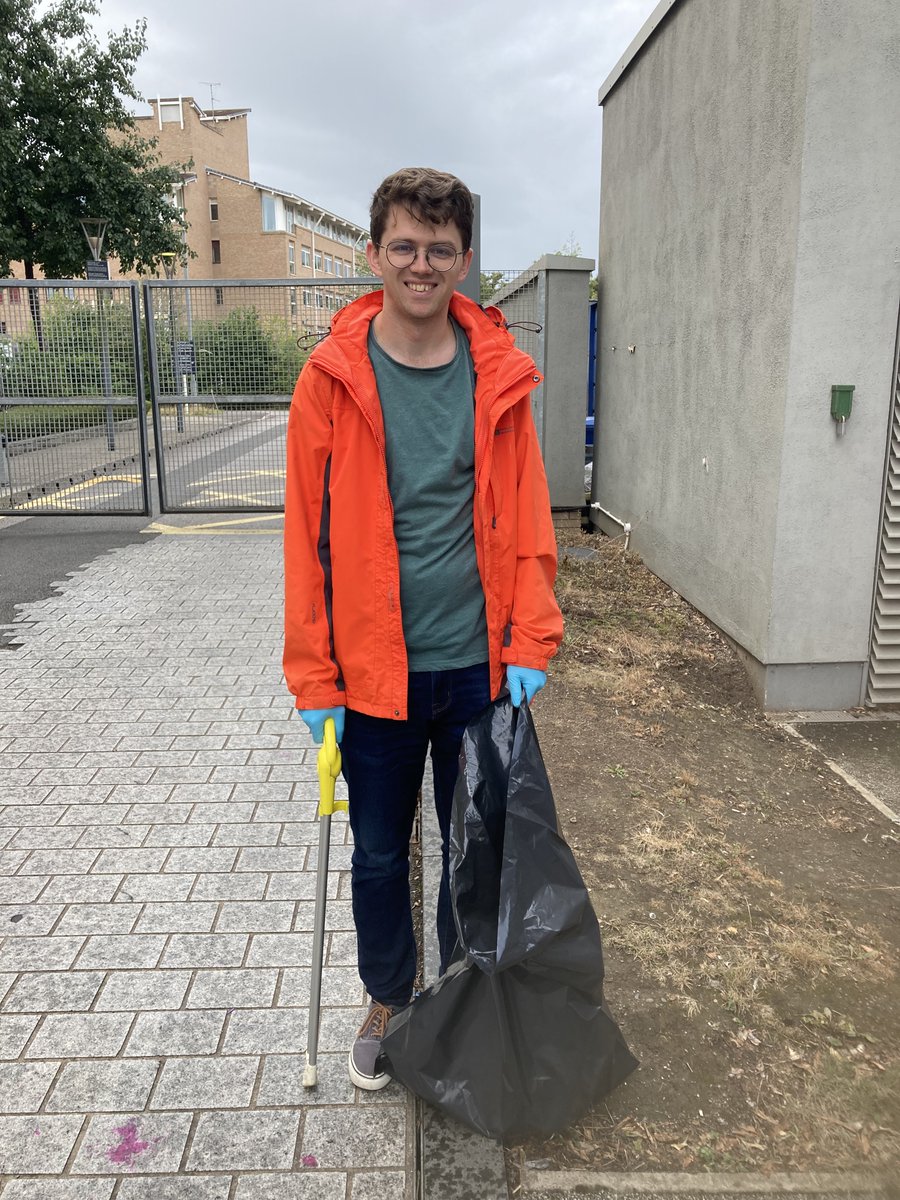 CUHedgehogs's tweet photo. The HEBHOG team warming up for the Big @HogFriendly Litter Pick Challenge that is starting next week. Great work everyone! 🤗 #litterpickchallenge #litterpickheroes https://t.co/6RHL7U0bsf