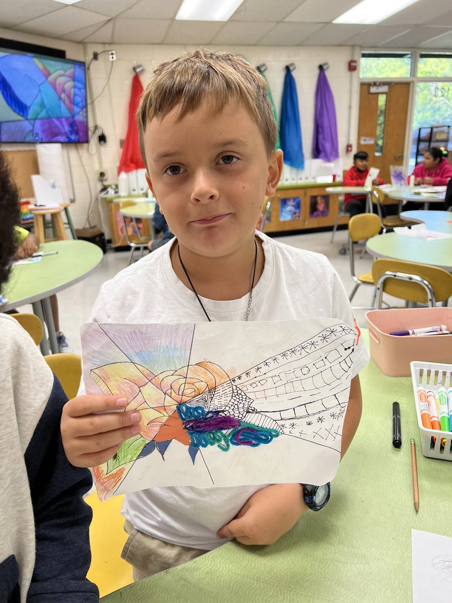 WMESArtists's tweet photo. Element of art roses are complete! Super proud of the these fourth graders and their hard work this first quarter! #ourpackisontrack #wolfmeadowelementary #cabarruscountyschools #art #artclass #elementsofart https://t.co/63JoNYyakz