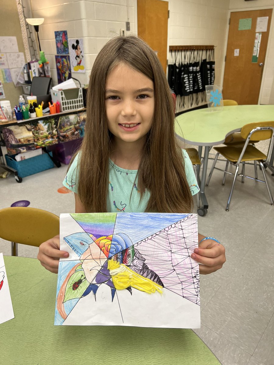 WMESArtists's tweet photo. Element of art roses are complete! Super proud of the these fourth graders and their hard work this first quarter! #ourpackisontrack #wolfmeadowelementary #cabarruscountyschools #art #artclass #elementsofart https://t.co/63JoNYyakz