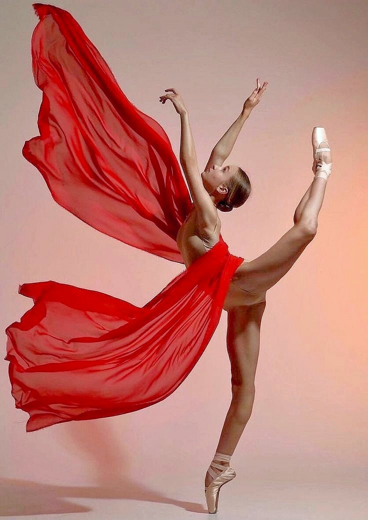 I ❤️ Ballet

#ballet #ballerina #art #danseur #dancer #femaledancer #beauty #femalebeauty #photography #photoart #artisticphotography #balletphotography