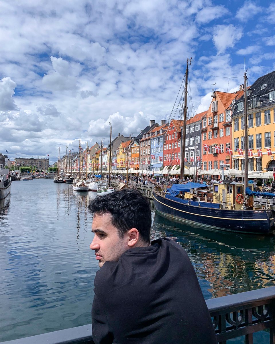 CourtCorrect's tweet photo. Holiday season is definitely the best!🍸

For today’s ‘What’s up Wednesday’ we wrap up the summer with some holiday photos of the team. Just what we needed to come back fresh and work on our new product that's coming soon! 🤗

Team CC

 #ukstartup #LifeAtCC #accesstojustice #tech https://t.co/Cmq6o3nQw4