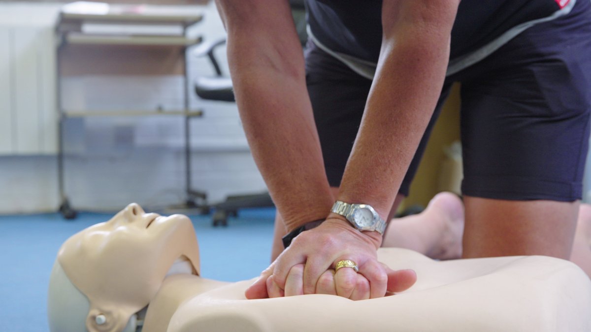SeaSports_SW's tweet photo. Spaces available this weekend on our Sea Survival, First Aid and SRC Marine Radio courses. These are very popular RYA courses, but due to a last minute cancellation we now have several spaces available. Call or book online.
#SeaSurvival #RYACourses #RYA https://t.co/Dg8g9vjEYr