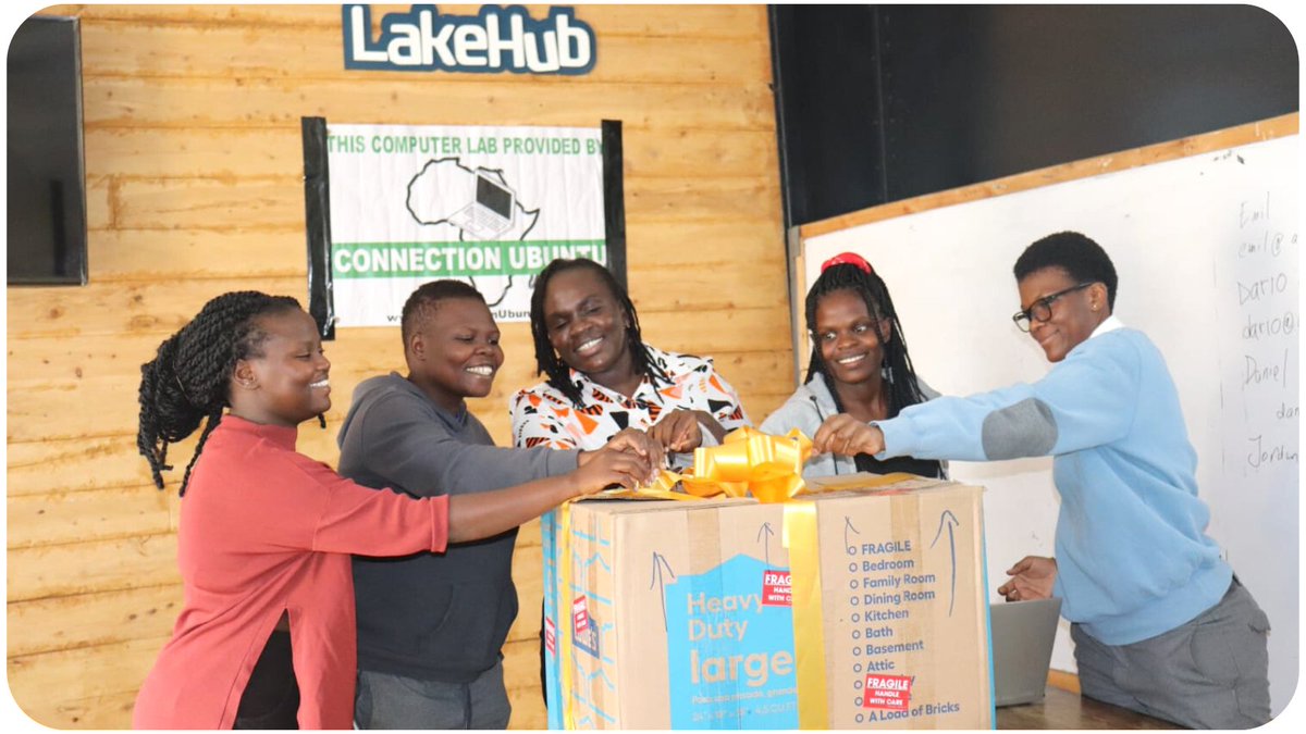 LakeHub's tweet photo. Our laptops are finally here! Special thanks to @ConnectUbuntu for donating #11laptops to support #FemiDevs students @LakeHubAcademy. Together, we are working to ensure more girls and women get access to technology.
#womenintech #WomenWhoCode #technology #STEMeducation https://t.co/uWe5415F2k