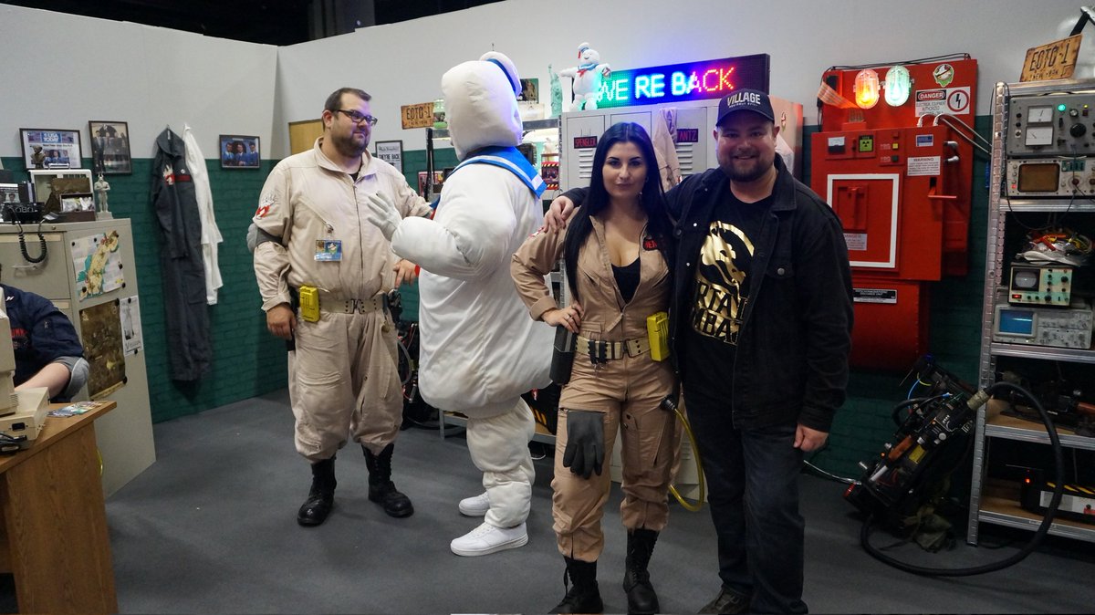 Neue Videos zur "Gamescom" 2022!

Endlich habe ich die Videos zur  "<a href="/gamescom/">gamescom</a>" 2022 fertig. Es sind zwei Videos geworden, ein Reallife Video mit jeder Menge Impressionen von der "Gamescom" sowie ein tolles Foto-Video.

Hier der Link zu einem der Videos:👇

m.youtube.com/watch?v=GHZQ1x…