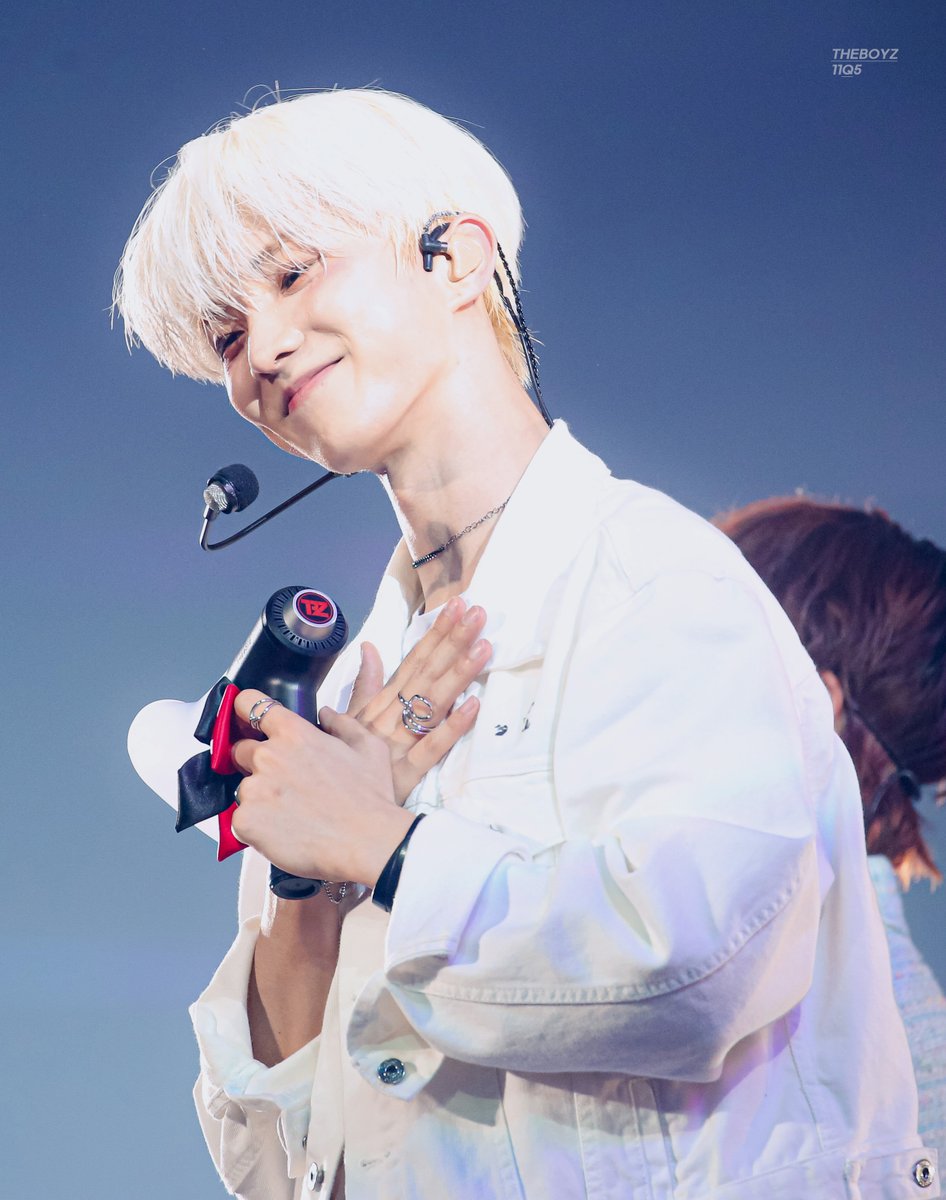 20220807 #THEBOYZ #더보이즈 #Q #큐 
천사