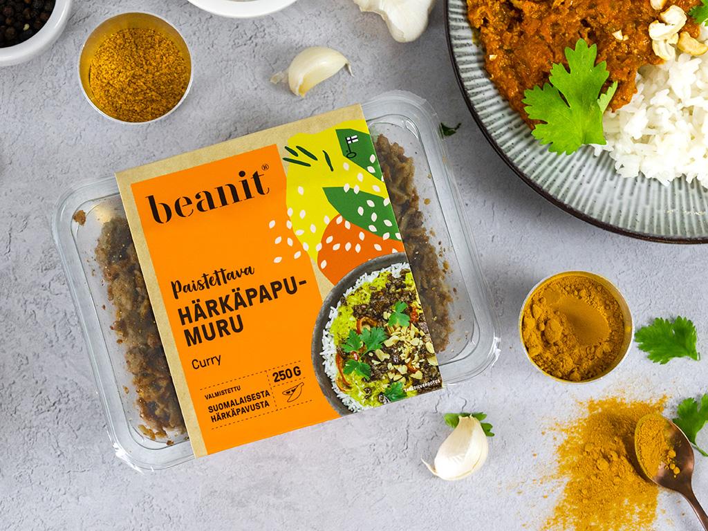 RaisioPlc's tweet photo. Beanit härkäpapumuru Curry on herkullinen uutuus, jonka lempeä makumaailma sopii täydellisesti viilenevän syksyn lämpimiin ruokiin. Curry on parhaimmillaan rapeaksi paistettuna ja sopii mm. kastikkeisiin ja laatikkoruokiin: https://t.co/xNTdbQQpBm #beanit #härkis https://t.co/8ERG25P7Z3