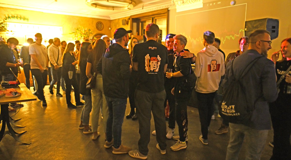 thePolacy_'s tweet photo. Degen Party #1, czyli pierwsze spotkanie @ThePolacyNFT było kosmiczne 👽

Niesamowita energia, świetni ludzie i srogie web3 rozkminy.

Dziękujemy wszystkim obecnym i mamy nadzieję, że już wkrótce spotkamy się w większym gronie.

Jakie inne miasta powinniśmy jeszcze odwiedzić? 🇵🇱 https://t.co/fEZ6rjDanD