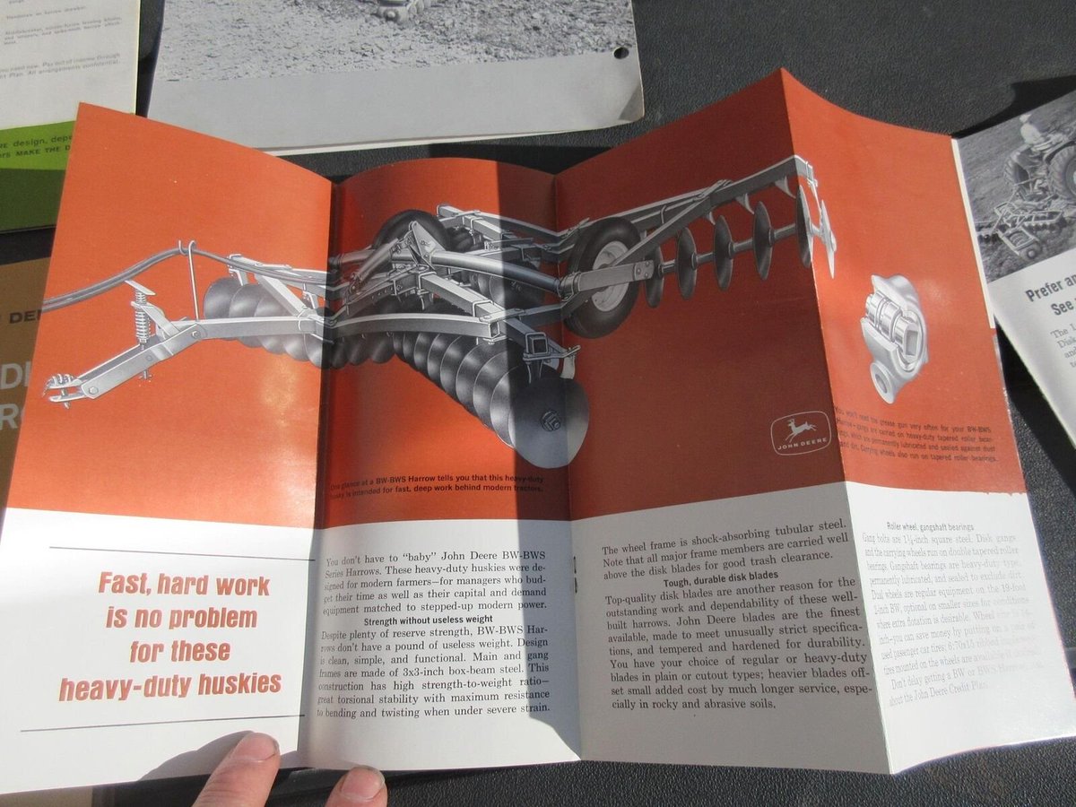 rusticrelics04's tweet photo. Vintage JOHN DEERE DISK HARROW BROCHURE'S tandem BW RWA AW Blades 1961 62 1963 1964 https://t.co/hE144sbS83
#JohnDeere #Ag #AgTwitter #agriculture #brochure #oldads #Collector #midcentury #farming #Farmer #gifts #harvest #ebay #plow #disking #harrow #midcenturyfarm #RWA #SW #agro https://t.co/YzqnRNZ3Bh